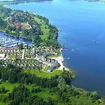 Im Mueritz Feriehus *